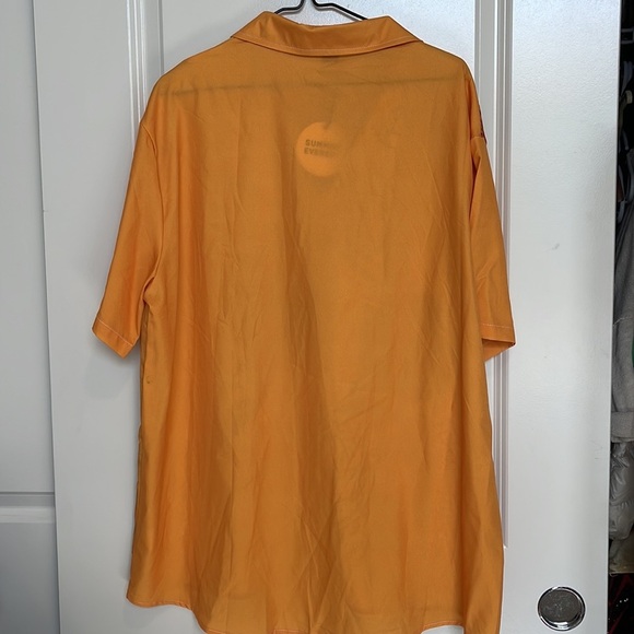 Summer Everest pop culture button down shirt - Picture 6 of 8
